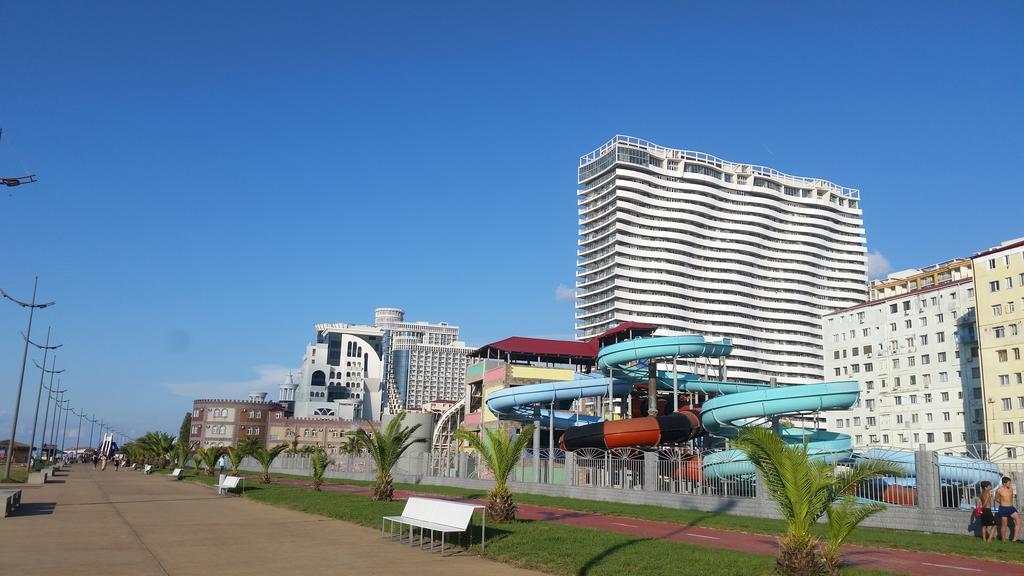 Orbi Dima Apart. Batumi Διαμέρισμα Εξωτερικό φωτογραφία